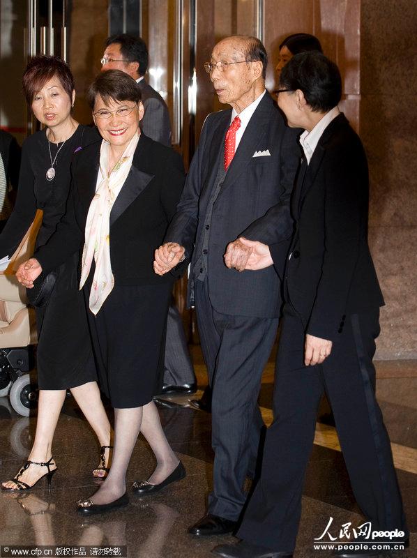 ͼΪ2010928գۣݷϯݷ2010佱ĵ/CFP